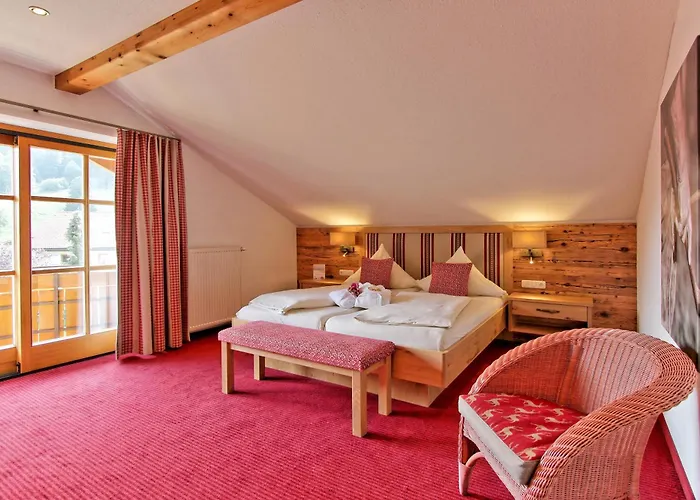 Berghof Hotel 3*